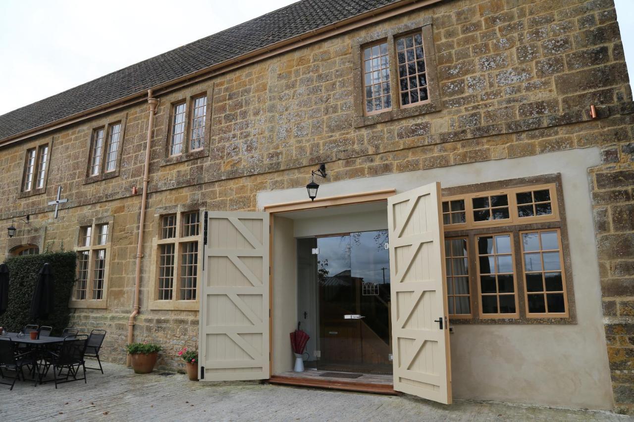 North Cadbury Court Coach Houses Exterior photo
