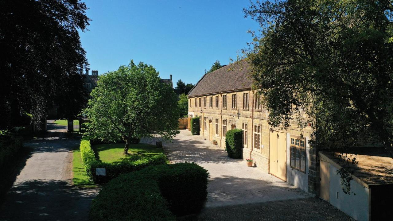 North Cadbury Court Coach Houses Exterior photo